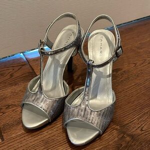 Tahari Heels